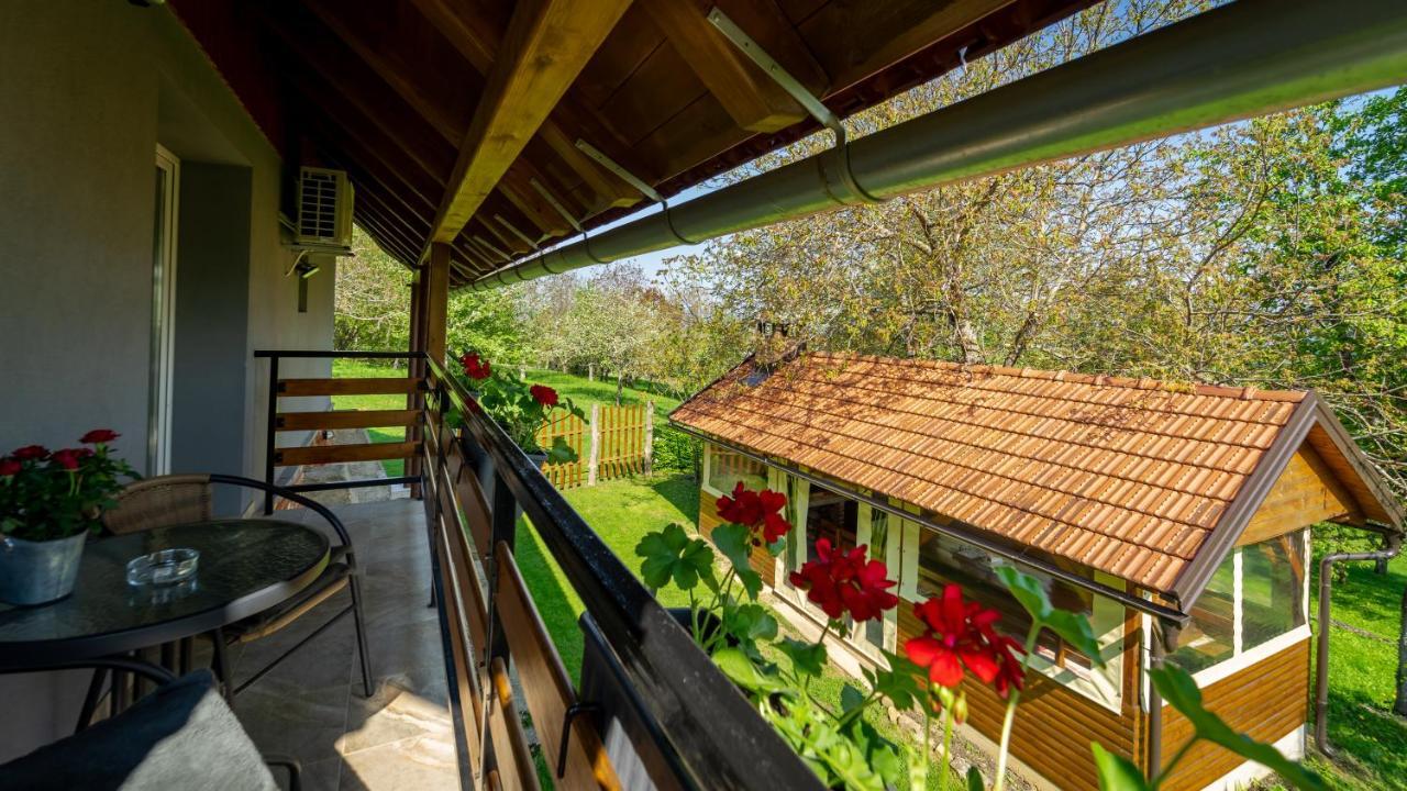 Holiday Home "Sleme" With Jacuzzi, Big Garden And Arbor With Fireplace Skrad Exterior foto